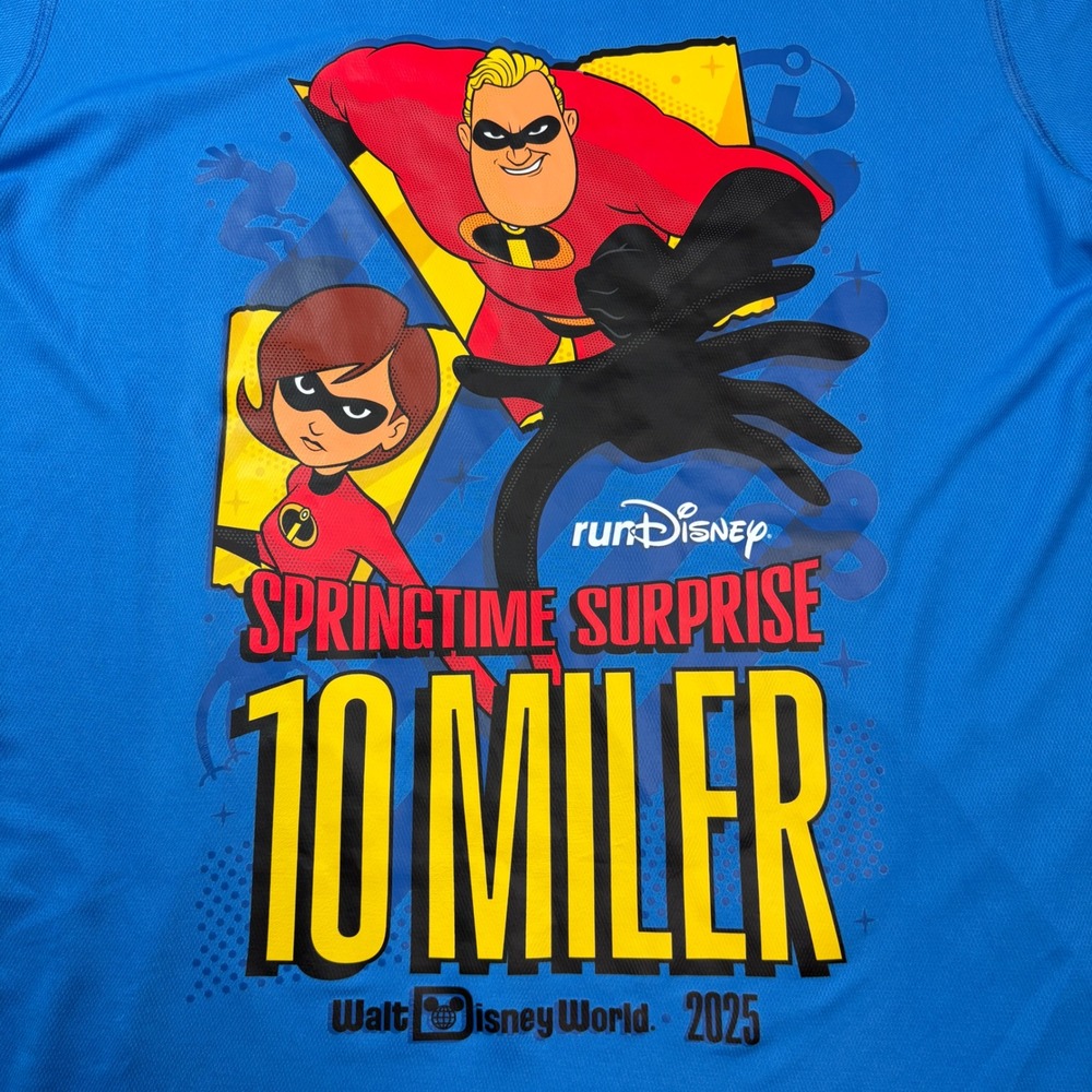 Brooks runDisney 2025 Springtime Surprise 10 Miler The Incredibles Shirt Large - Picture 2 of 8